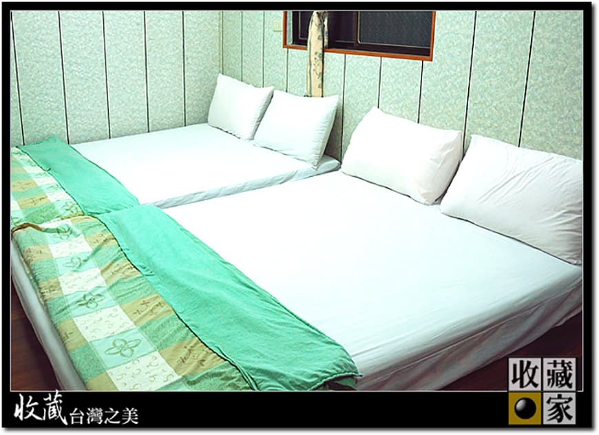 accommodation 11