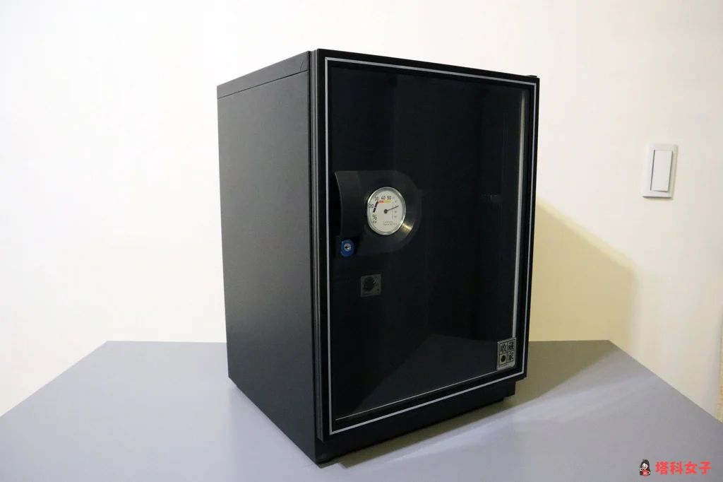 收藏家AD-72P,3C相機電子產品防潮保存