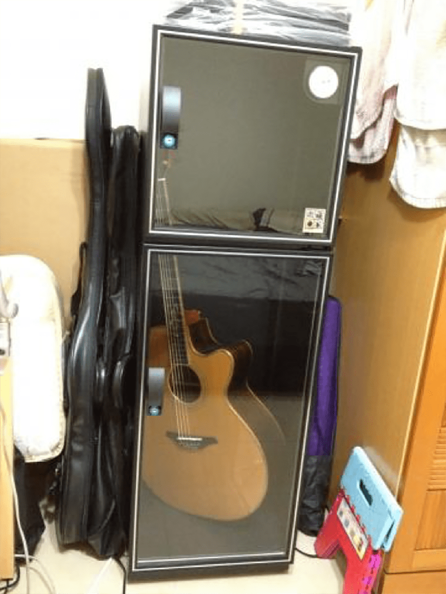 guitar 01