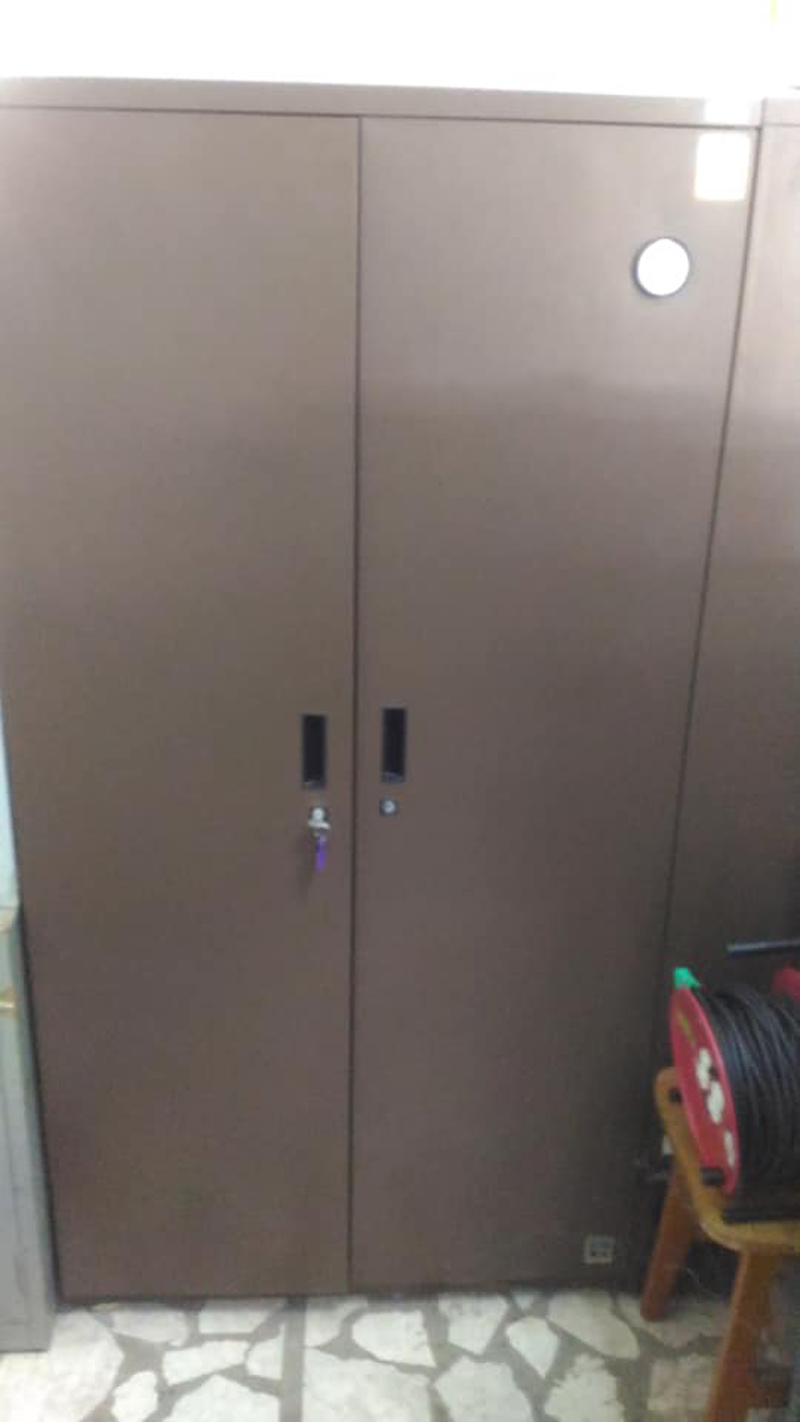 學務處用來收藏活動器材的收藏家大型恆濕電子防潮箱