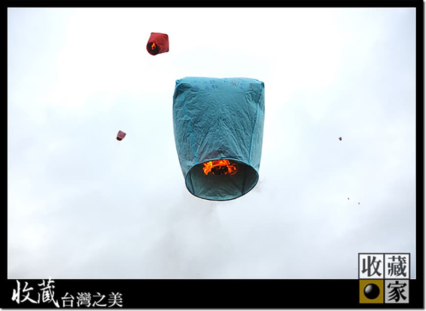 sky lantern 08