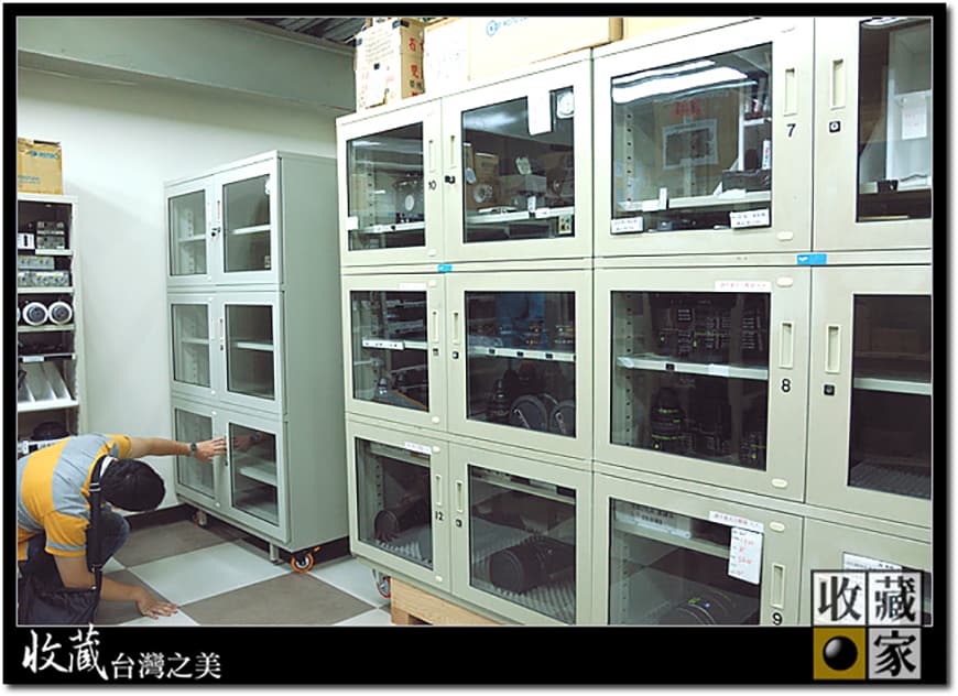 阿榮片場長久以來都是使用收藏家電子防潮箱保存攝影設備、器材和儲存卡