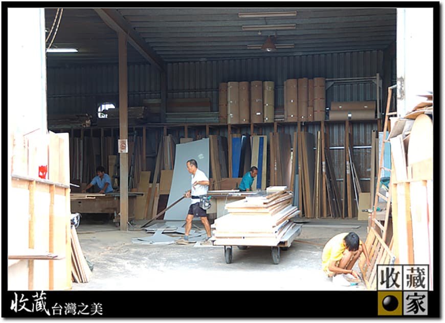 阿榮片場長久以來都是使用收藏家電子防潮箱保存攝影設備、器材和儲存卡